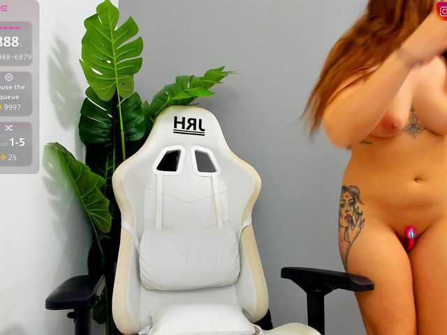 EveeEvian's BongaCams show and profile