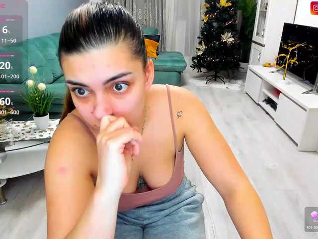 EveeEvian's BongaCams show and profile