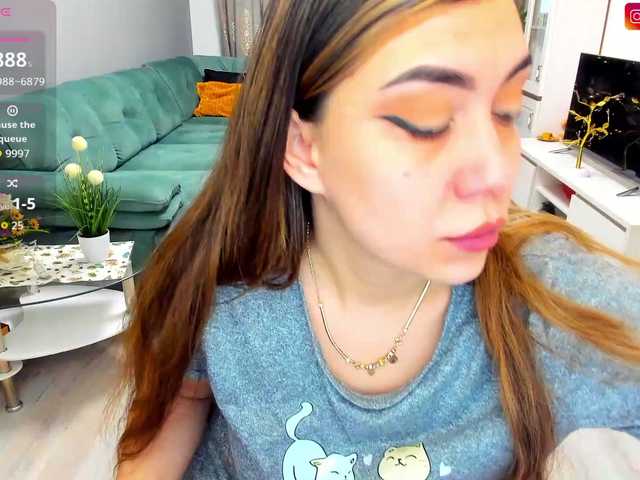 EveeEvian's BongaCams show and profile