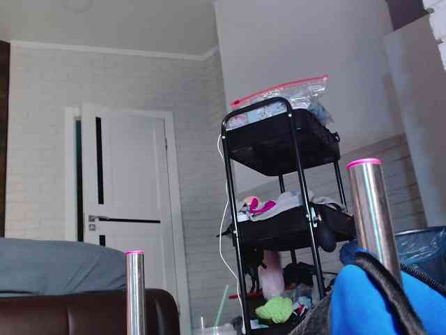 eva-uwu webcam