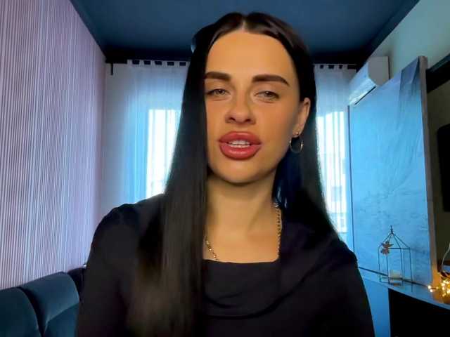 Anomaliya's BongaCams show and profile