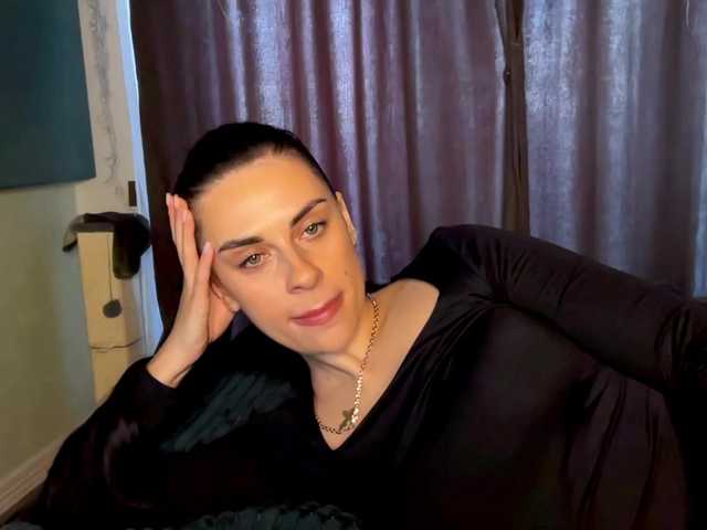 Anomaliya's BongaCams show and profile