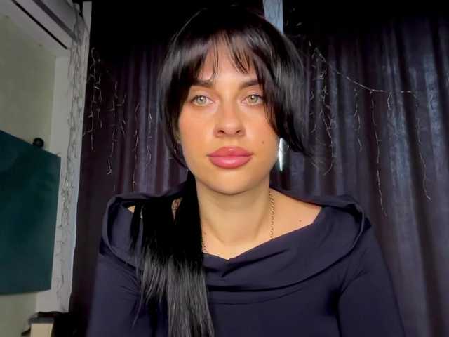 Anomaliya's BongaCams show and profile