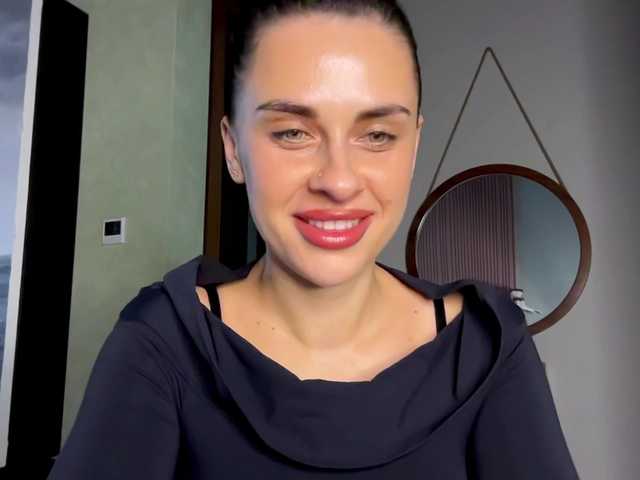 Anomaliya's BongaCams show and profile