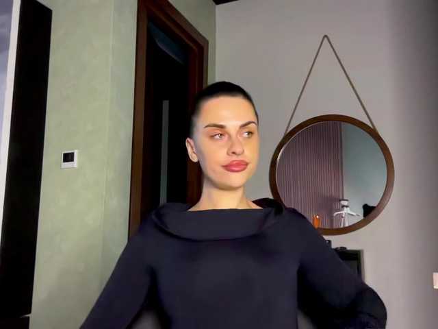 Anomaliya's BongaCams show and profile