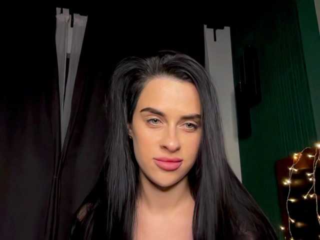 Anomaliya's BongaCams show and profile