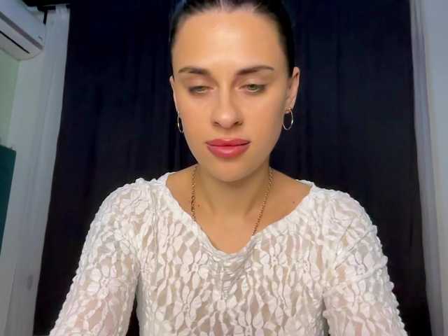 Anomaliya's BongaCams show and profile