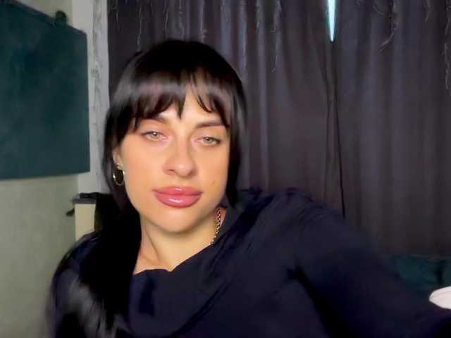 Anomaliya's BongaCams show and profile