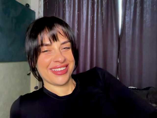 Anomaliya's BongaCams show and profile