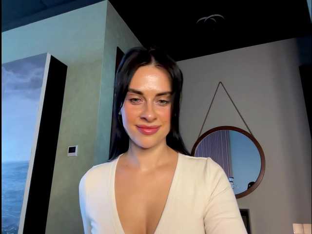 Anomaliya's BongaCams show and profile