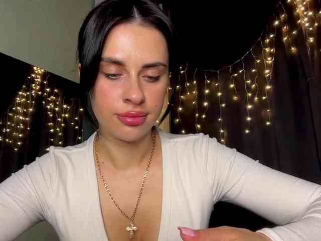 Anomaliya Live Webcam on BongaCams