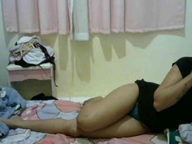 Hottie-Shei webcam