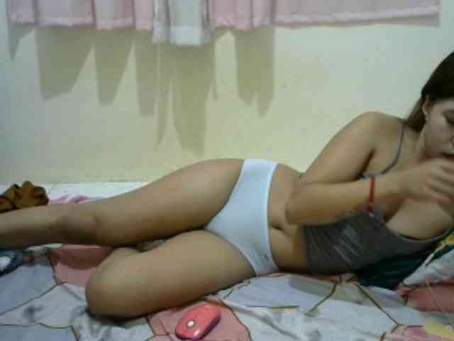 Hottie-Shei webcam
