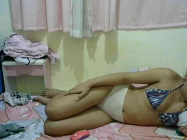 Hottie-Shei webcam