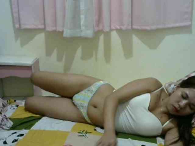 Hottie-Shei webcam