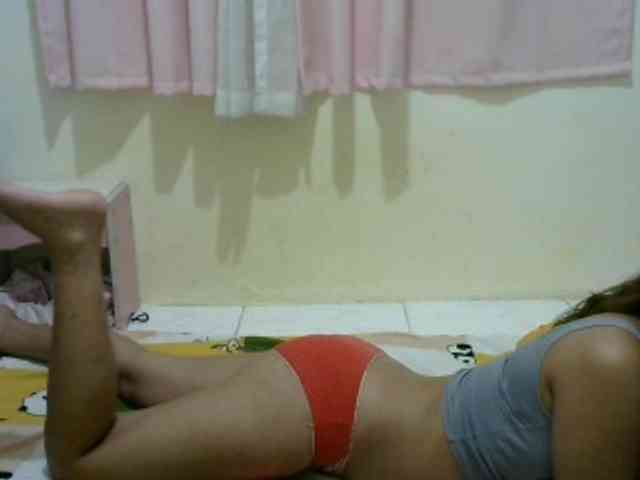Hottie-Shei webcam
