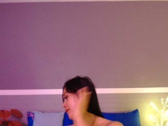 go to chat with Nantida