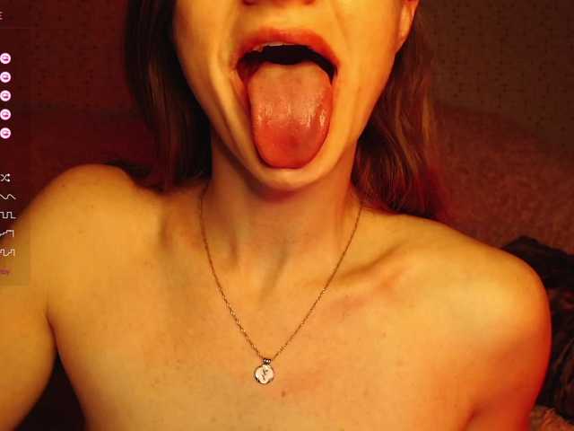 -MAlVINKA-'s BongaCams show and profile