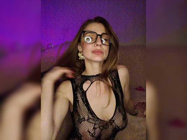 -MAlVINKA-'s BongaCams show and profile