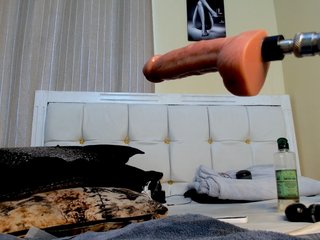 Candbody Porn Show