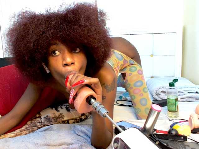  Candbody chat room