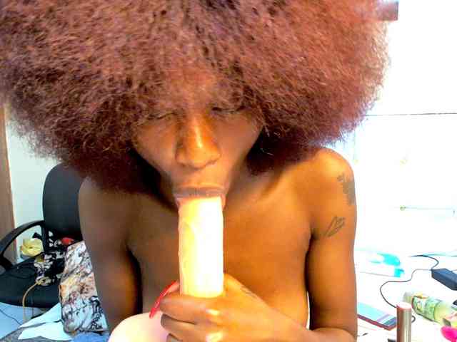 Candbody webcam