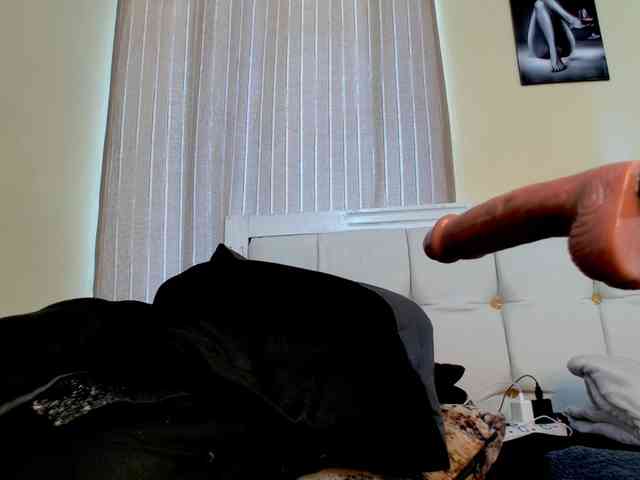 Candbody webcam