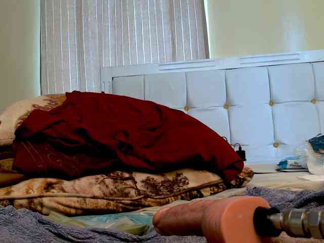 Candbody webcam