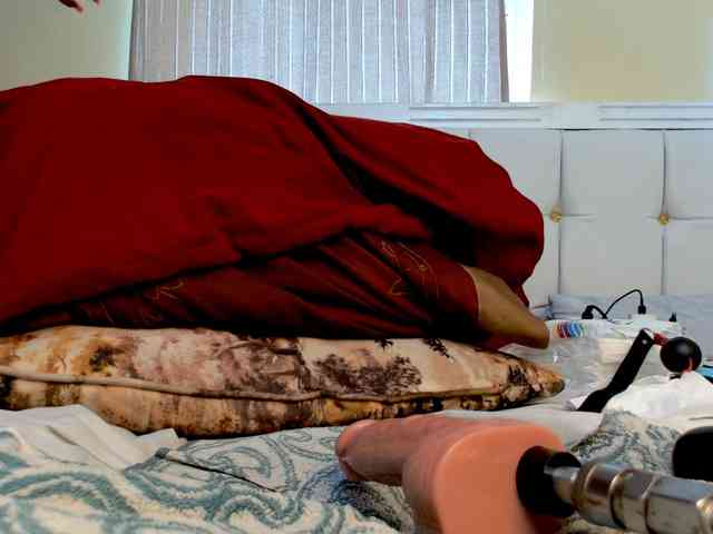 Candbody webcam