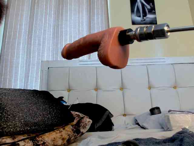 Candbody webcam