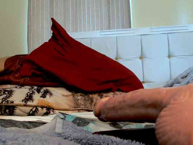 Candbody webcam