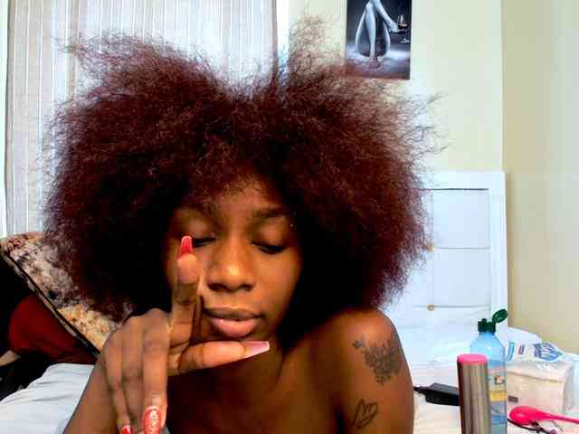 Candbody webcam