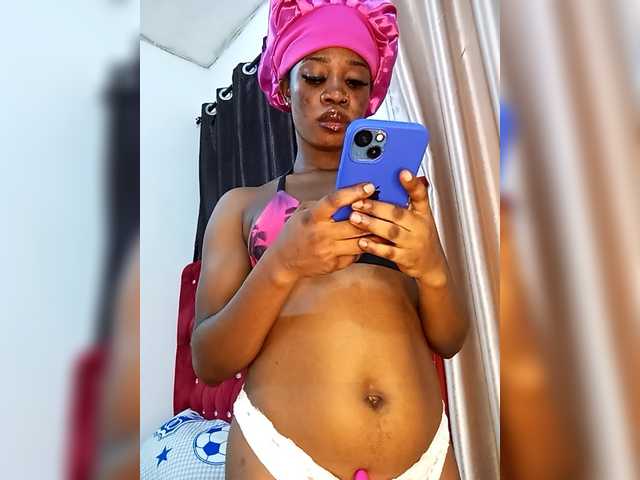 Lovieslimmy's BongaCams show and profile