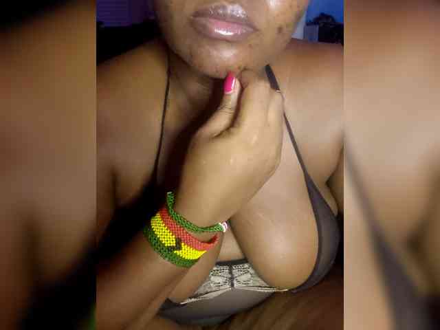 Honeyglowlive webcam