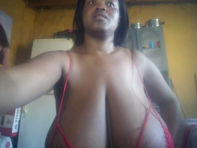 Melonboobs1's BongaCams show and profile