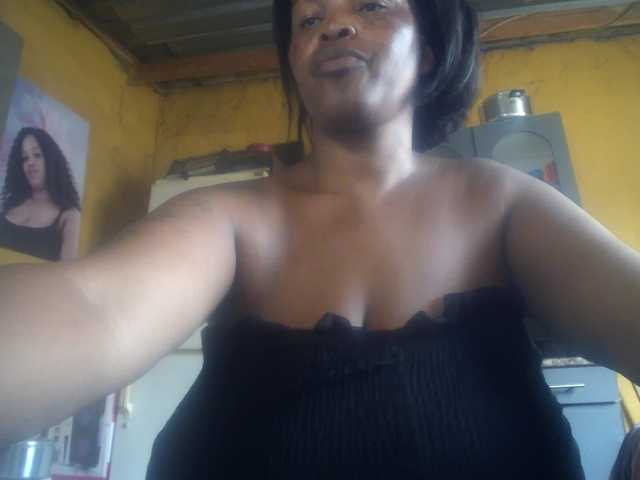 Melonboobs1's BongaCams show and profile