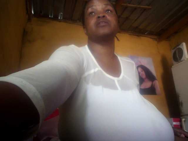 Melonboobs1's BongaCams show and profile