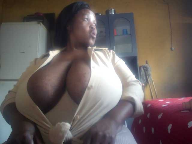 Melonboobs1's BongaCams show and profile