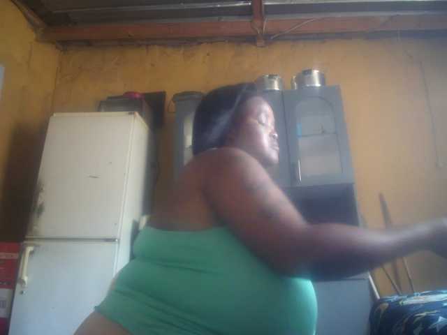 Melonboobs1's BongaCams show and profile