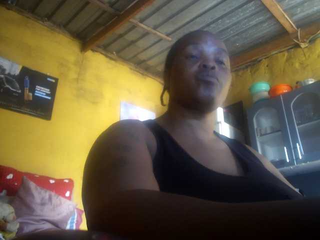 Melonboobs1's BongaCams show and profile