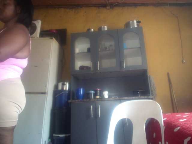 Melonboobs1's BongaCams show and profile