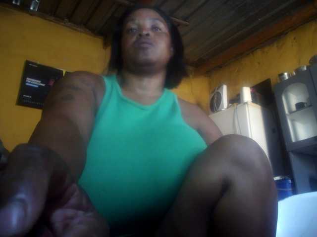 Melonboobs1 live cam profile