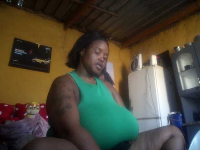 Melonboobs1 live cam profile