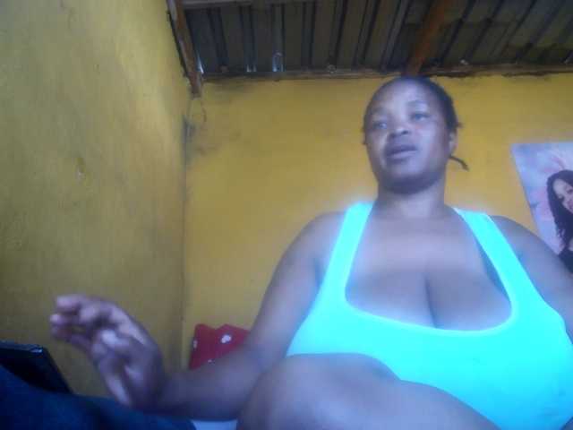 Melonboobs1's BongaCams show and profile