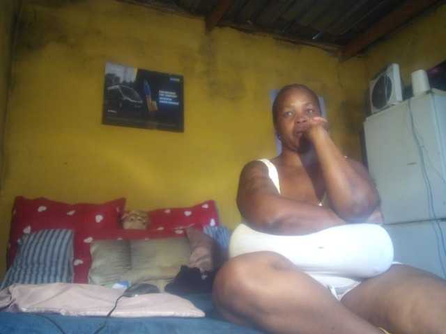 Melonboobs1's BongaCams show and profile