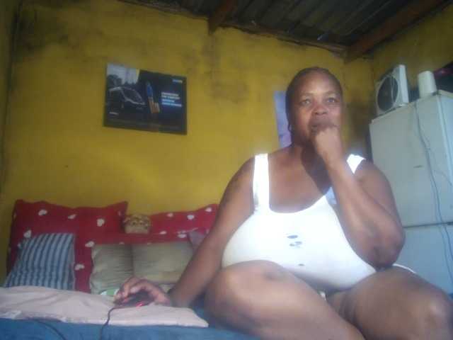 Melonboobs1's BongaCams show and profile