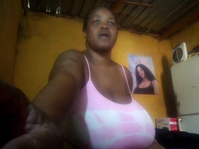 Melonboobs1's BongaCams show and profile