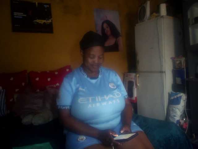 Melonboobs1's BongaCams show and profile