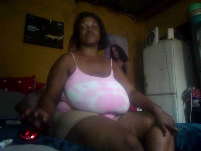 Melonboobs1's BongaCams show and profile