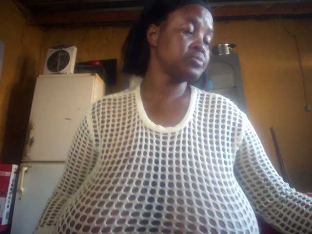 Melonboobs1's BongaCams show and profile